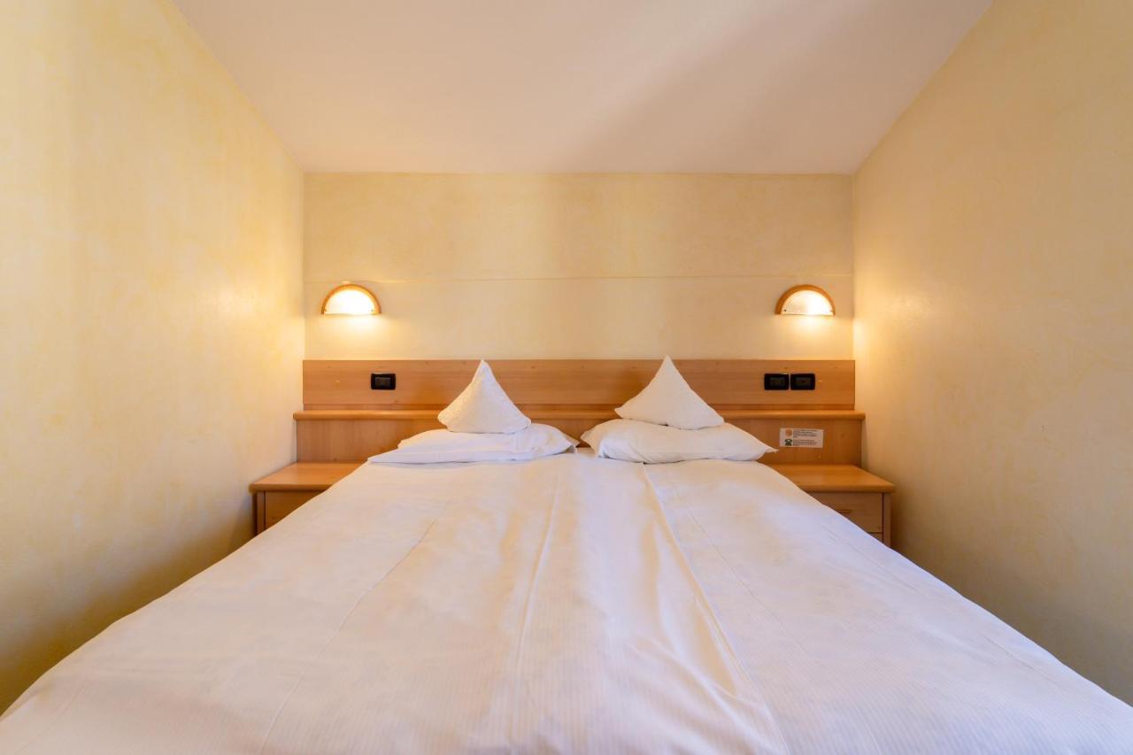 Berg Hotel Latemar Spitze 비고디파사 외부 사진