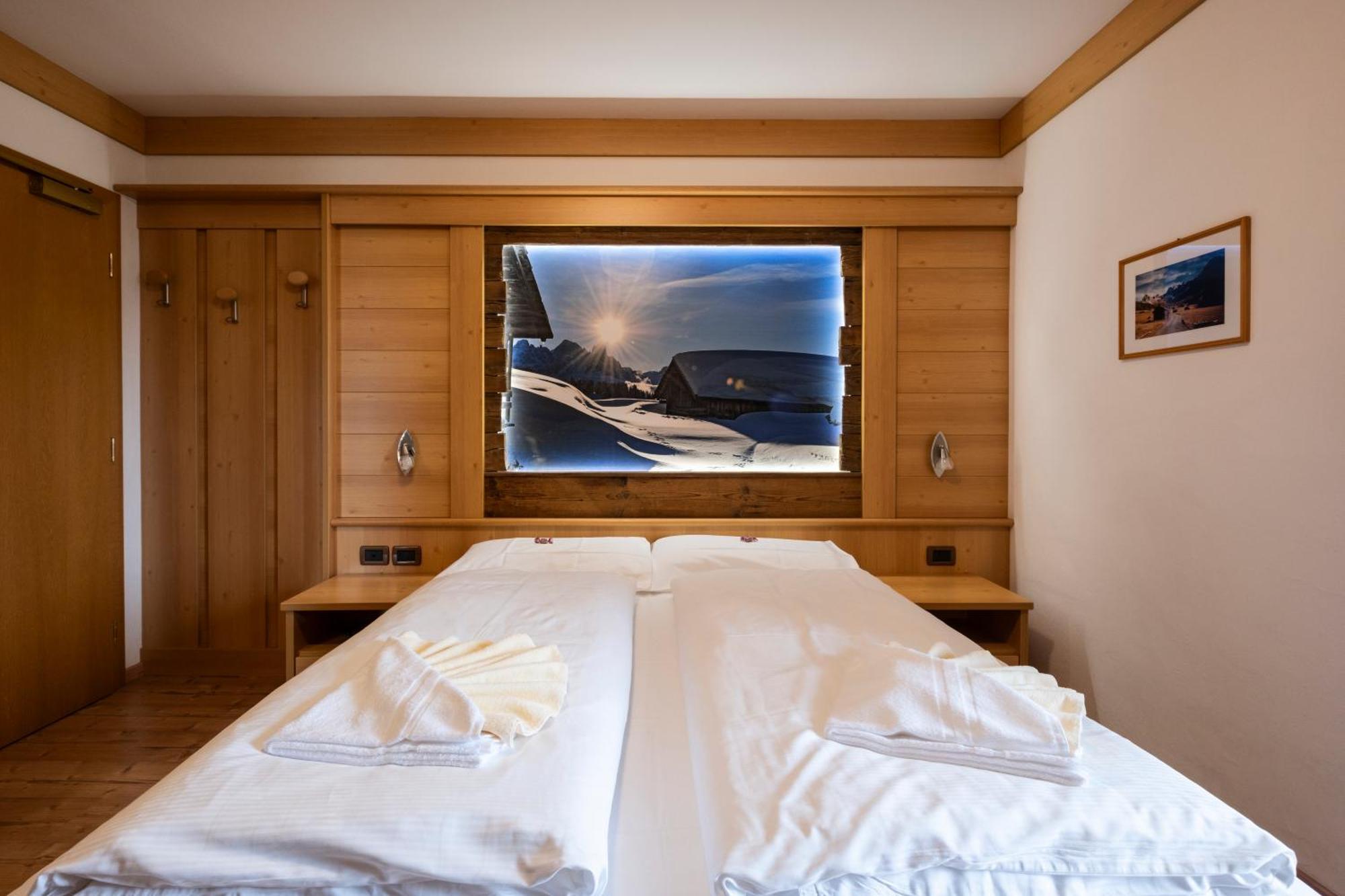 Berg Hotel Latemar Spitze 비고디파사 외부 사진