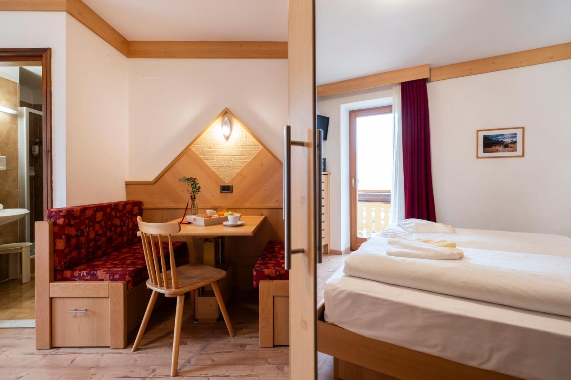 Berg Hotel Latemar Spitze 비고디파사 외부 사진