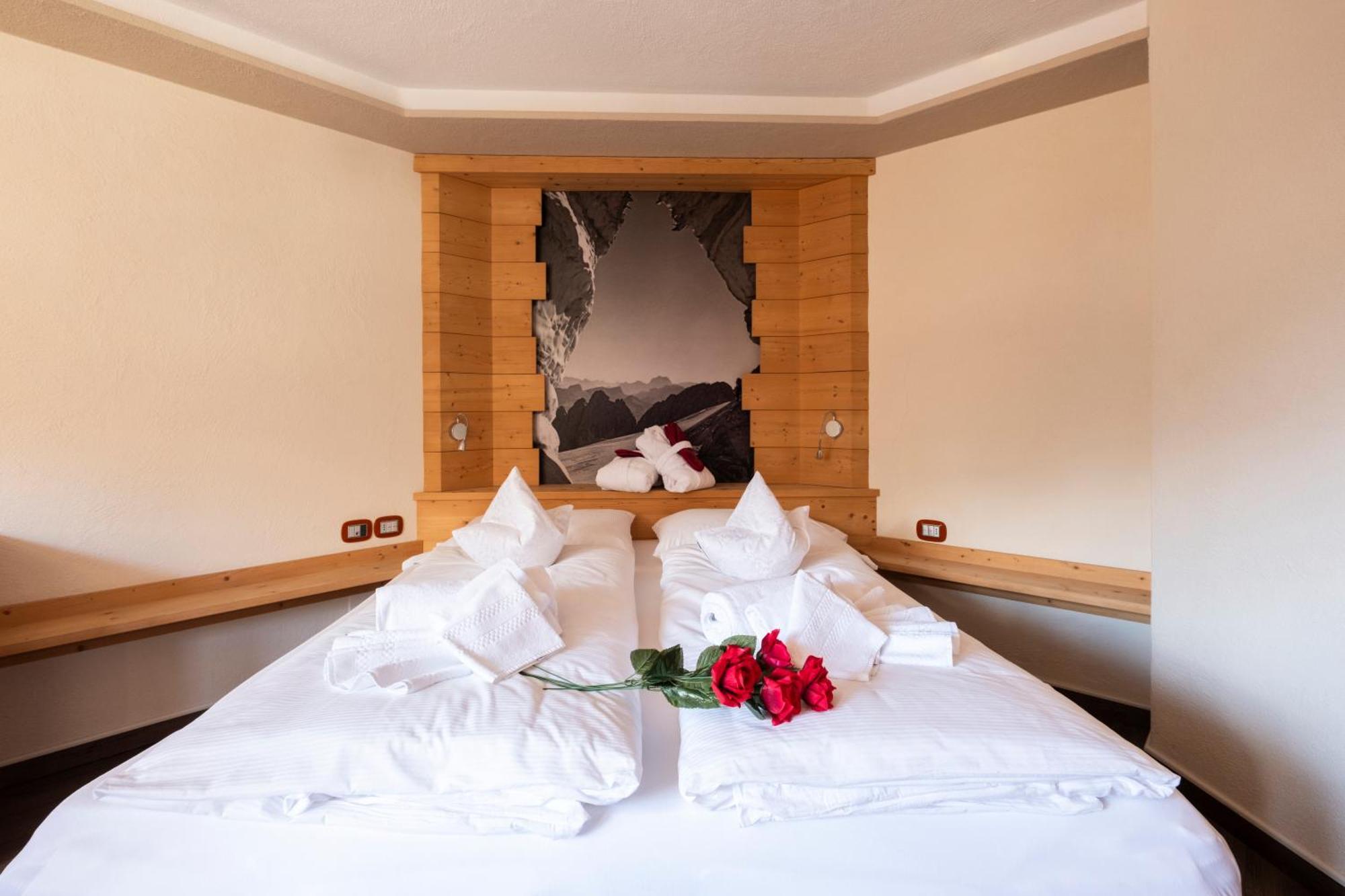 Berg Hotel Latemar Spitze 비고디파사 외부 사진